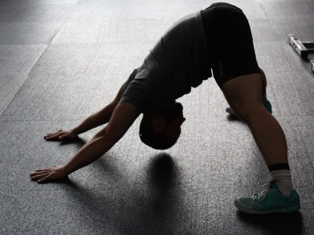 Theragun et récupération musculaire : réduire les courbatures